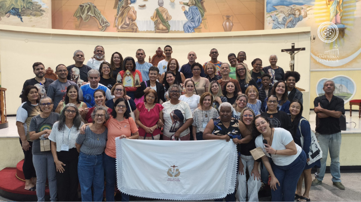 Foto com os participantes do Seminário de Vida