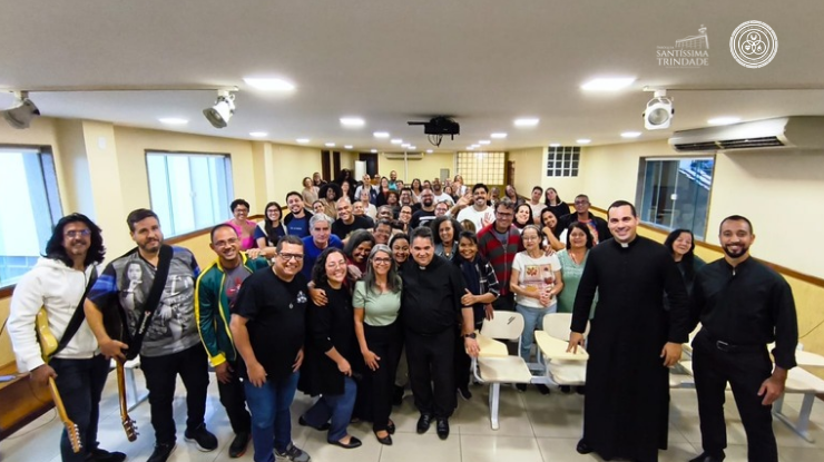 Com Mais de 70 Participantes, Curso de Comunicadores da Mensagem Cristã Marca Fim de Semana na Paróquia Santíssima Trindade