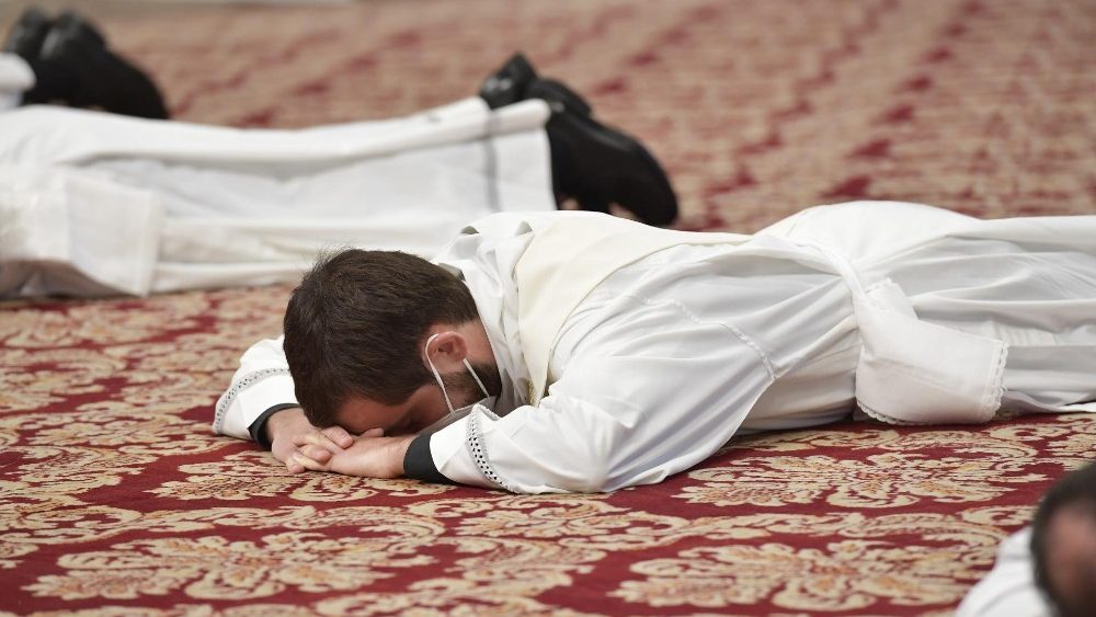 Missa com ordenações sacerdotais na Basílica de São Pedro10