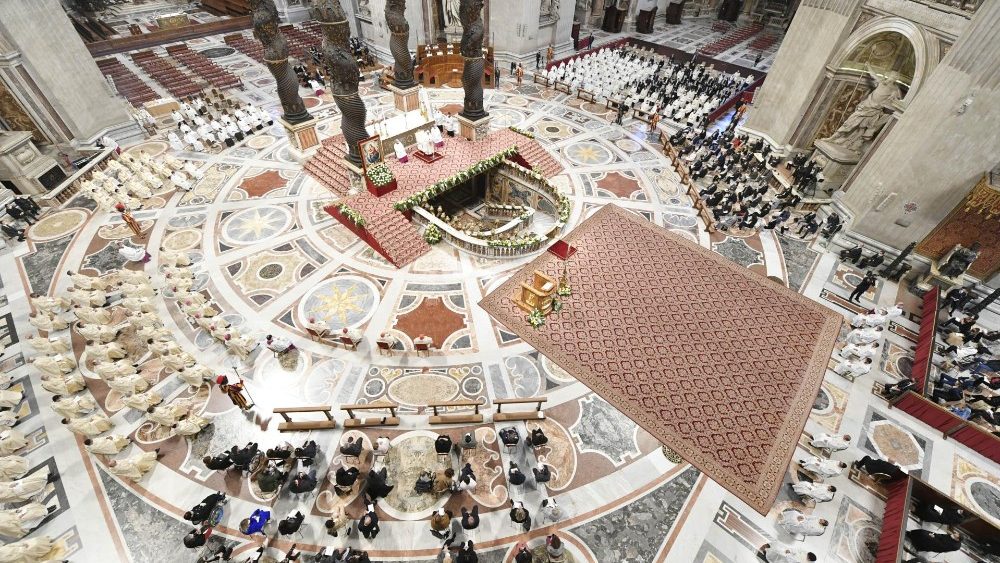 Missa com ordenações sacerdotais na Basílica de São Pedro14