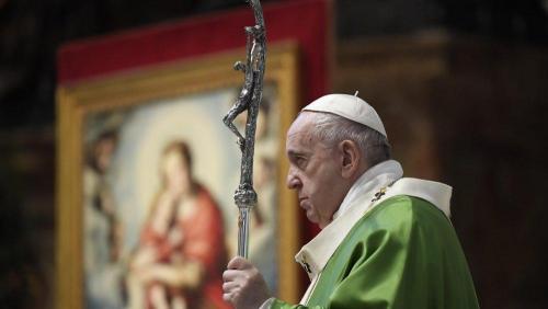 Francisco na missa especial dedicada aos pobres